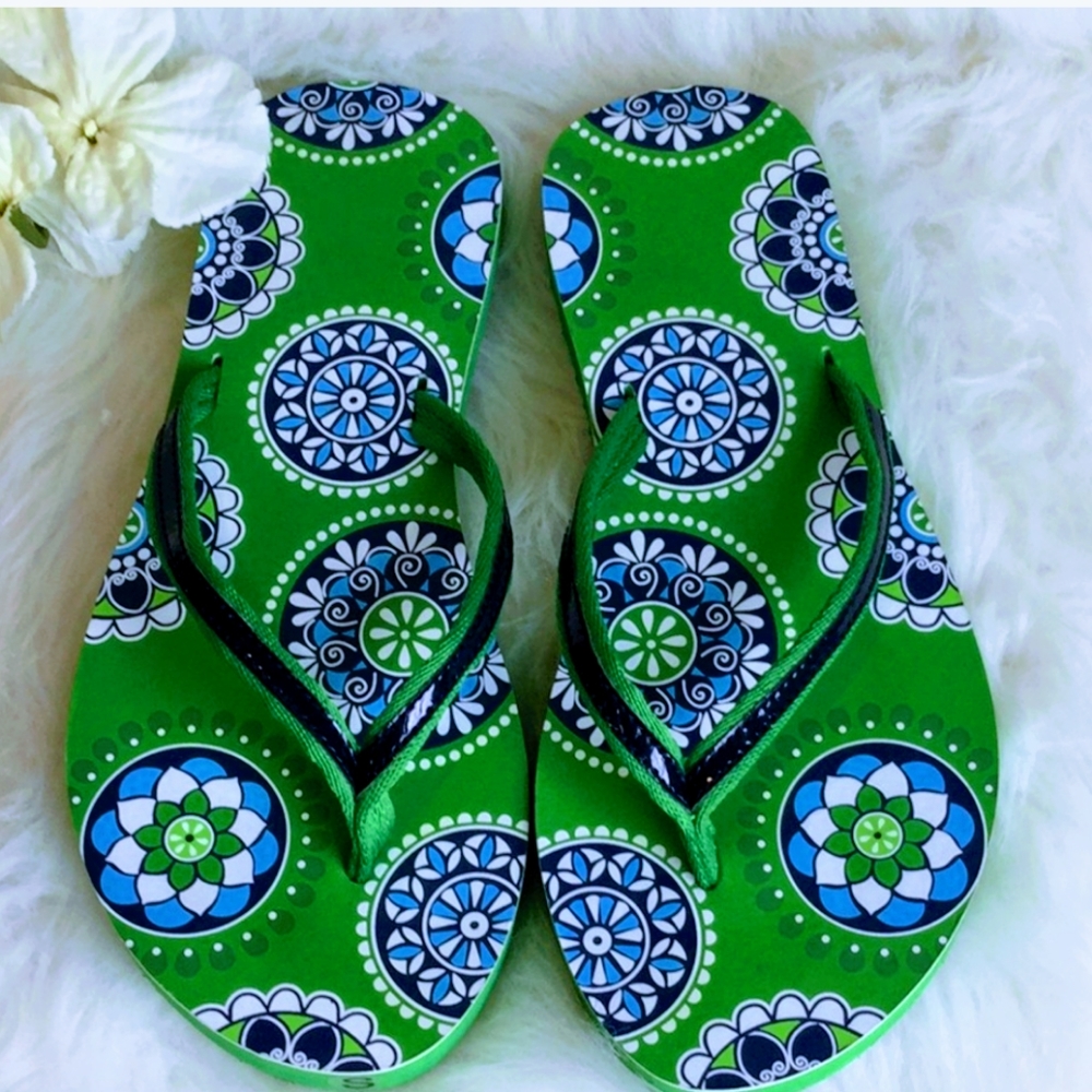 Vera Bradley Flip Flops NWOT